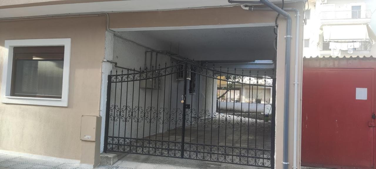 Πολυτελεσ -Μοντερνο Διαμερισμα Lárissa Exterior foto